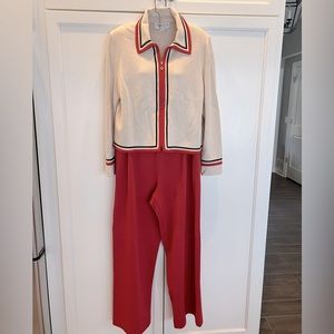 Beautiful St John Knit Pant Suit